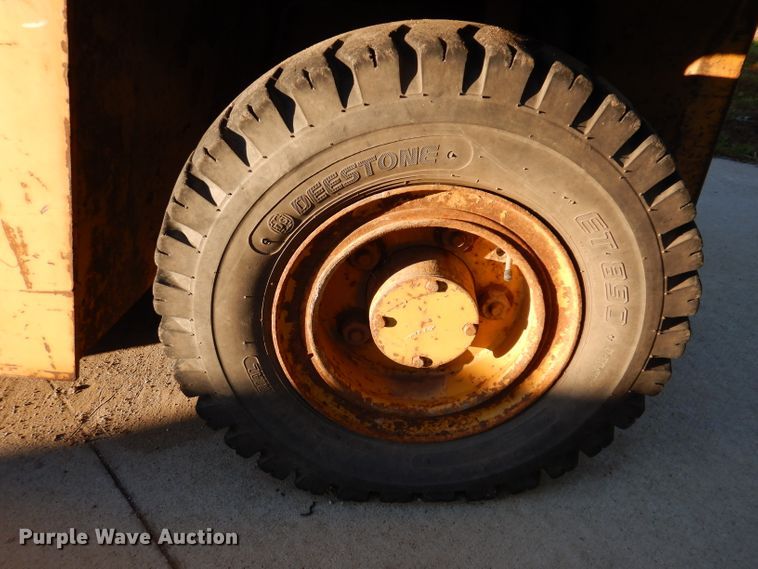 image for item KA9591 Caterpillar V80E  forklift