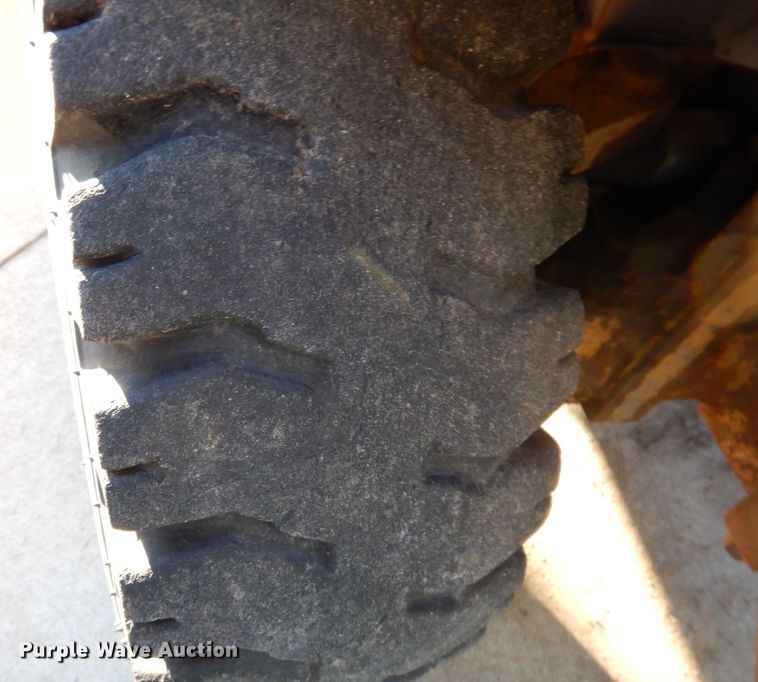 image for item KA9591 Caterpillar V80E  forklift