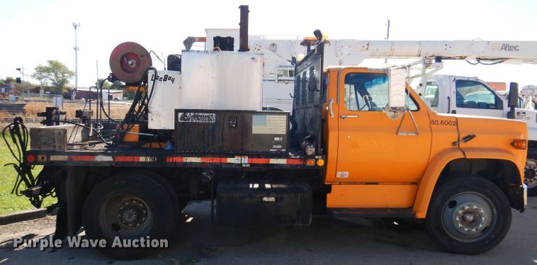 image for item KA9594 1987 GMC Sierra  flatbed truck