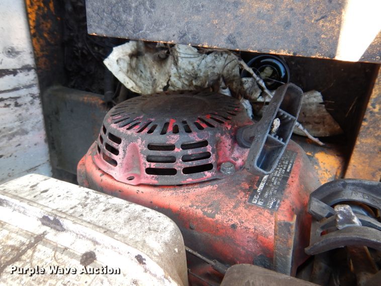 image for item KA9594 1987 GMC Sierra  flatbed truck