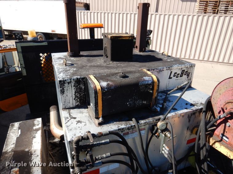 image for item KA9594 1987 GMC Sierra  flatbed truck