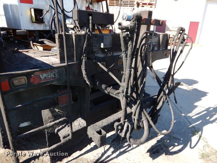 image for item KA9594 1987 GMC Sierra  flatbed truck