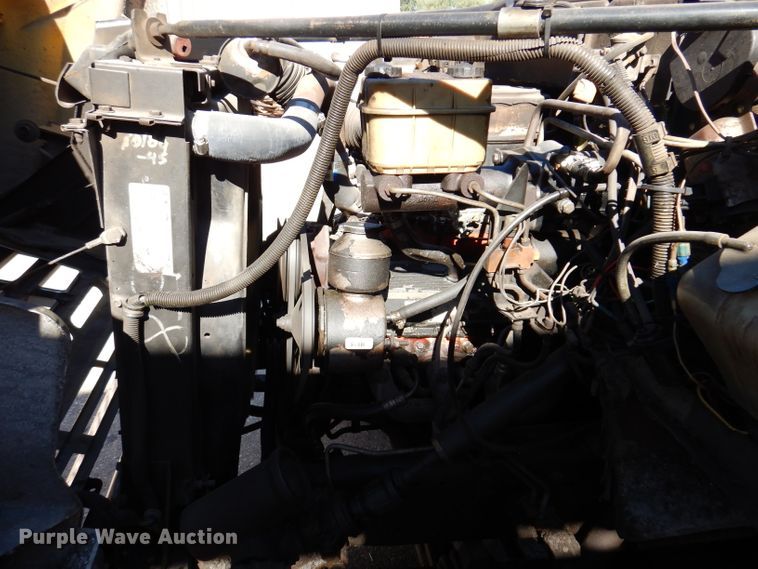 image for item KA9594 1987 GMC Sierra  flatbed truck