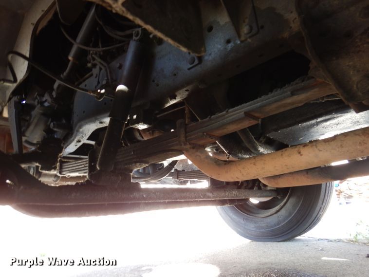 image for item KA9594 1987 GMC Sierra  flatbed truck