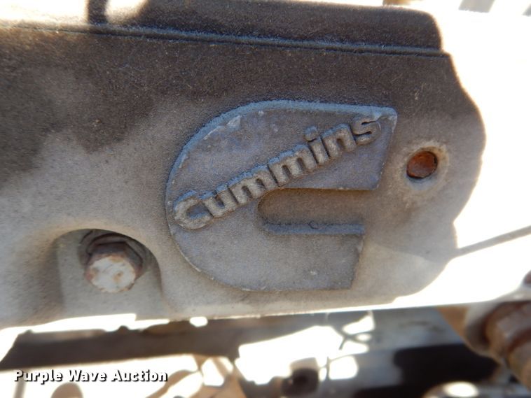 image for item KA9595 1984 Ford LTS9000  truck cab and chassis