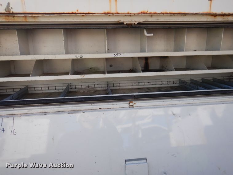 image for item KA9596 2005 International 4300  digger derrick truck