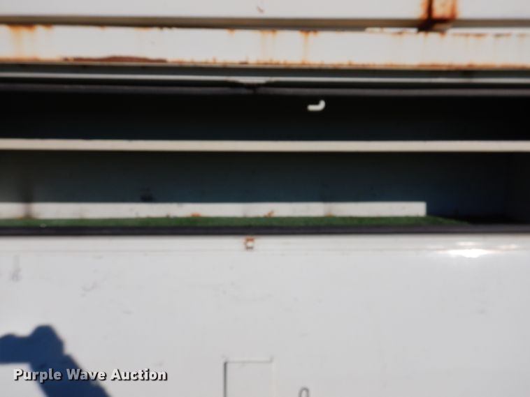 image for item KA9596 2005 International 4300  digger derrick truck