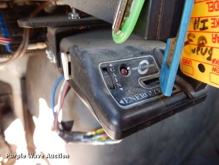 image for item KA9596 2005 International 4300  digger derrick truck