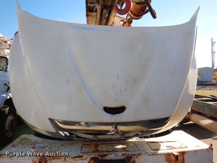 image for item KA9596 2005 International 4300  digger derrick truck