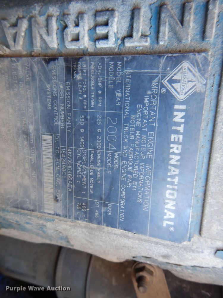 image for item KA9596 2005 International 4300  digger derrick truck