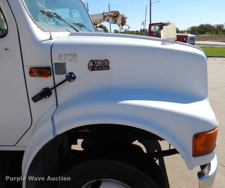 image for item KA9598 1995 International 4700  dump truck