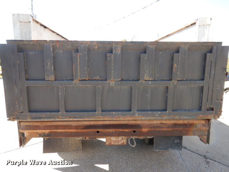 image for item KA9598 1995 International 4700  dump truck