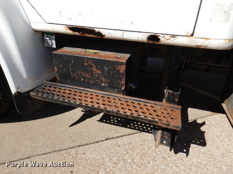 image for item KA9598 1995 International 4700  dump truck