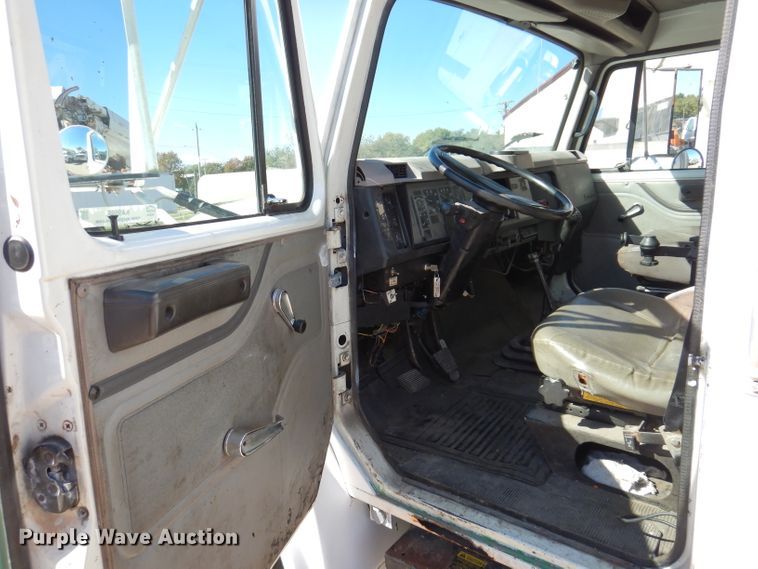 image for item KA9598 1995 International 4700  dump truck