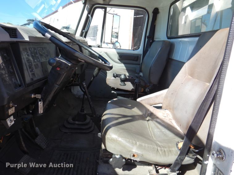 image for item KA9598 1995 International 4700  dump truck