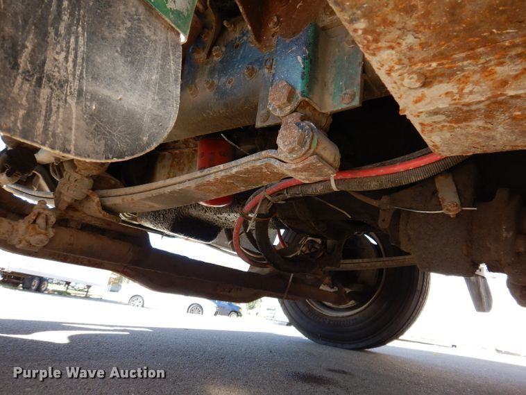 image for item KA9598 1995 International 4700  dump truck