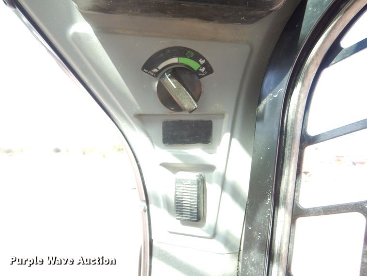 image for item KI9459 2018 Caterpillar 299D2  tracked skid steer loader