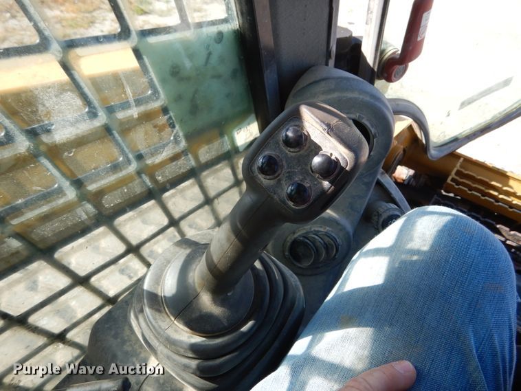 image for item KI9459 2018 Caterpillar 299D2  tracked skid steer loader