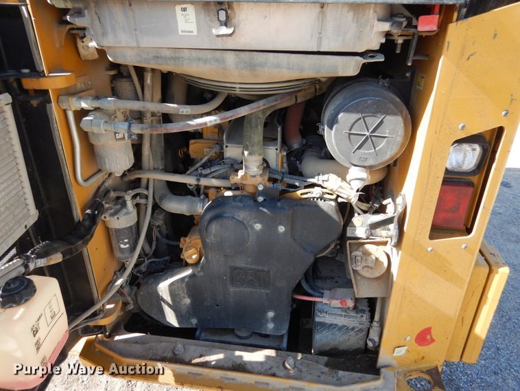 image for item KI9459 2018 Caterpillar 299D2  tracked skid steer loader