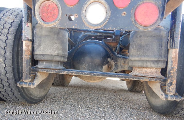 image for item KO9192 2002 Sterling LT9500  semi truck