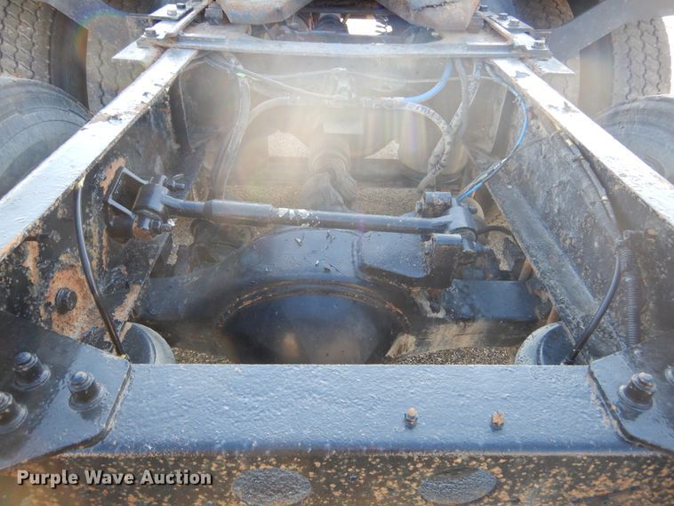 image for item KO9192 2002 Sterling LT9500  semi truck