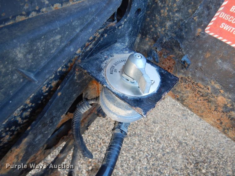 image for item KO9192 2002 Sterling LT9500  semi truck