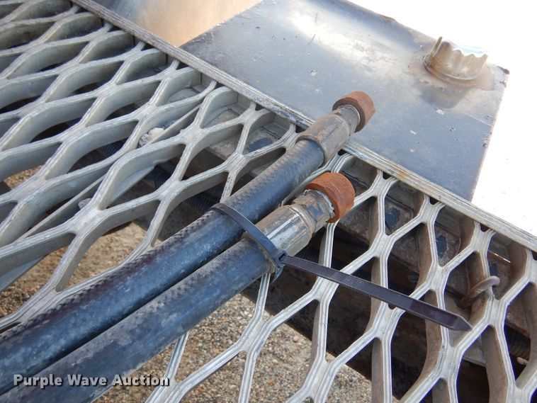 image for item KO9192 2002 Sterling LT9500  semi truck