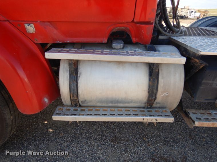 image for item KO9192 2002 Sterling LT9500  semi truck