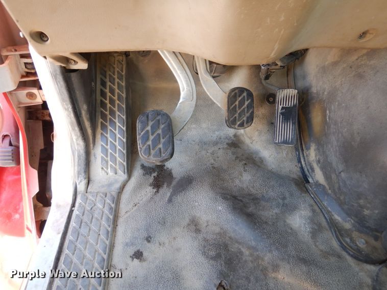 image for item KO9192 2002 Sterling LT9500  semi truck