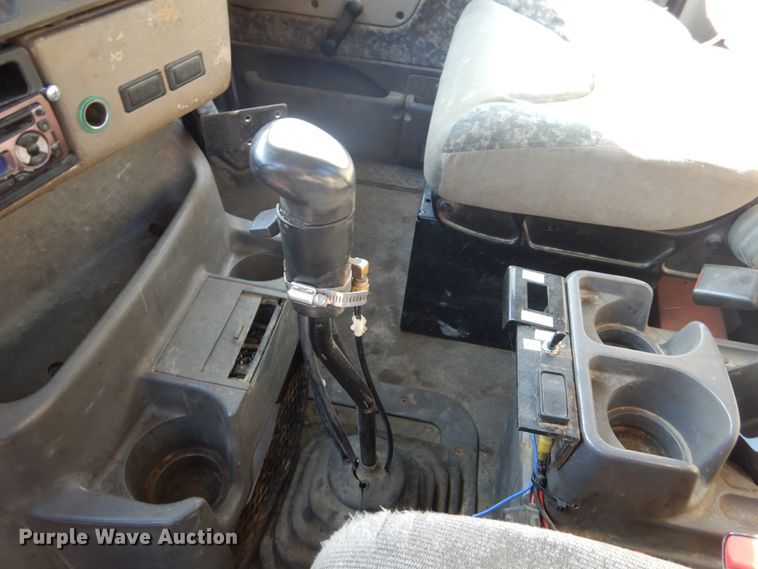 image for item KO9192 2002 Sterling LT9500  semi truck