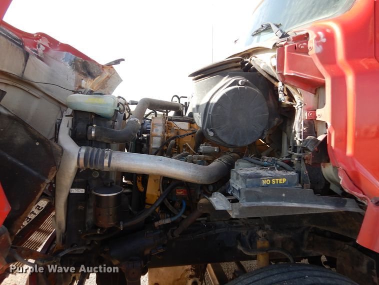 image for item KO9192 2002 Sterling LT9500  semi truck