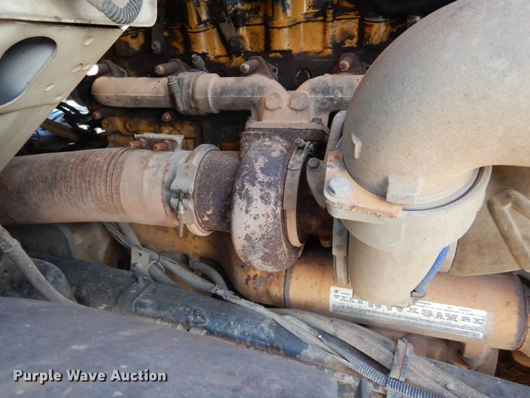 image for item KO9192 2002 Sterling LT9500  semi truck