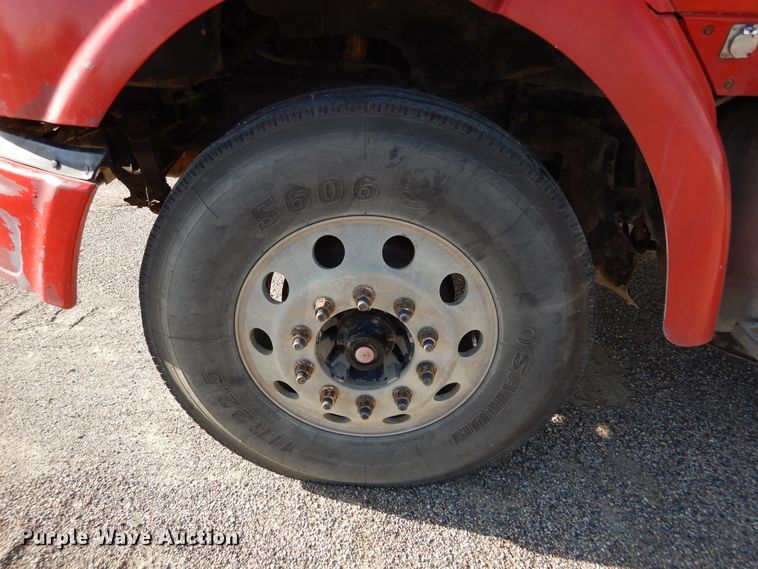 image for item KO9192 2002 Sterling LT9500  semi truck