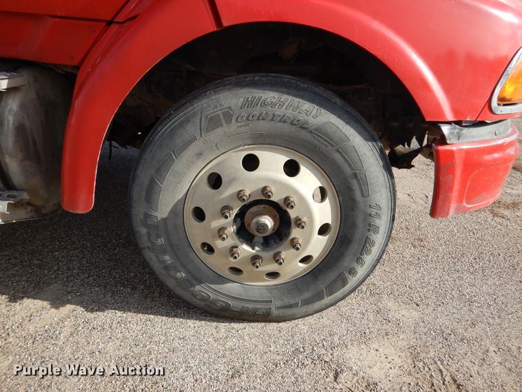 image for item KO9192 2002 Sterling LT9500  semi truck