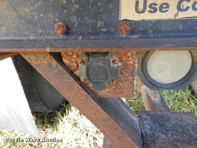 image for item KO9193 1993 Ford CF8000  dump truck