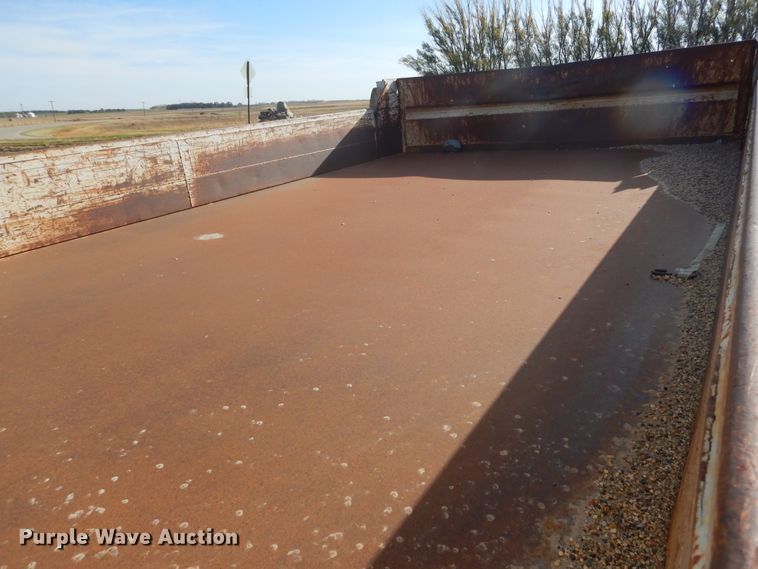 image for item KO9193 1993 Ford CF8000  dump truck