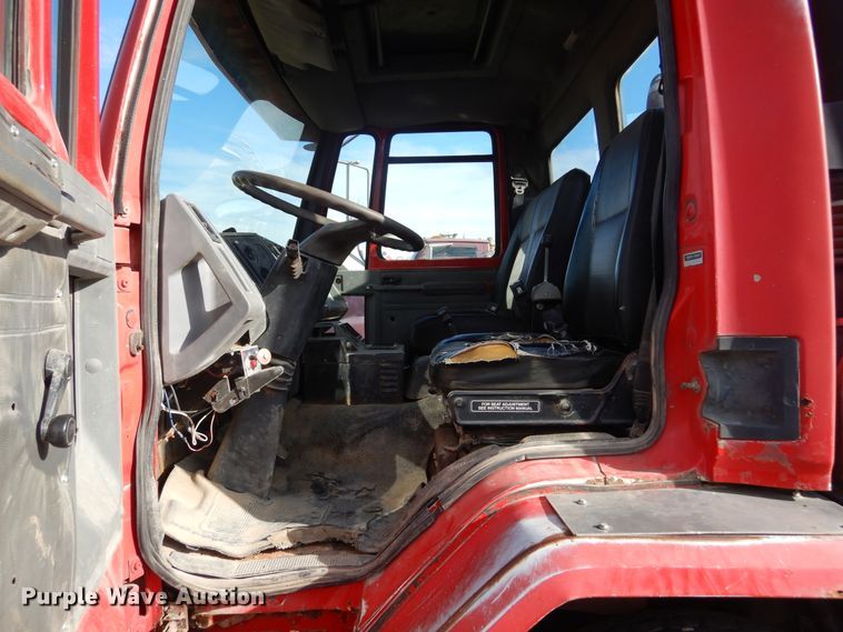 image for item KO9193 1993 Ford CF8000  dump truck