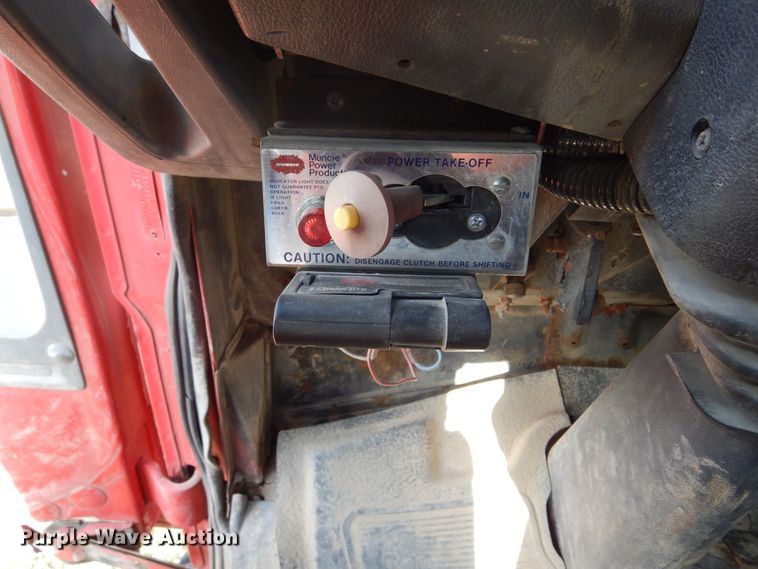 image for item KO9193 1993 Ford CF8000  dump truck