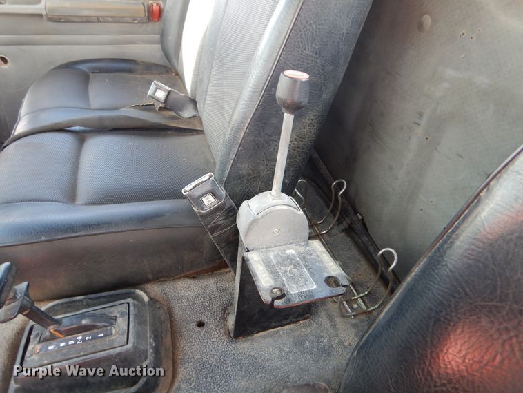 image for item KO9193 1993 Ford CF8000  dump truck