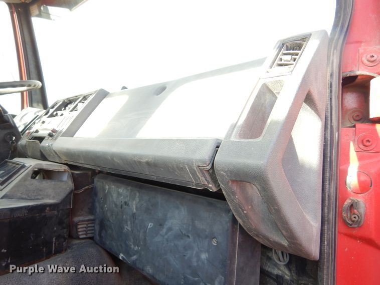 image for item KO9193 1993 Ford CF8000  dump truck