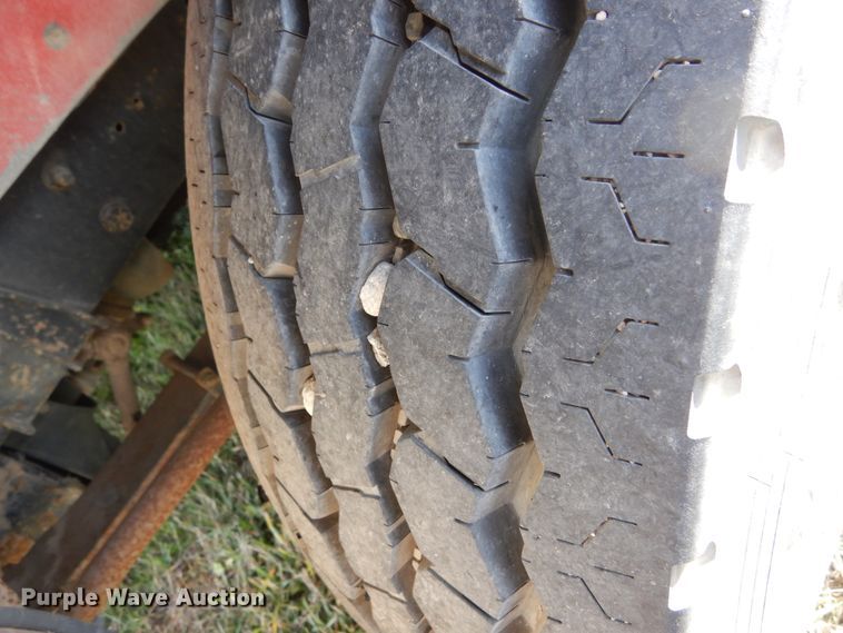 image for item KO9193 1993 Ford CF8000  dump truck