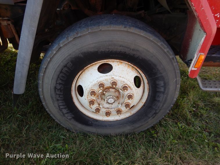 image for item KO9193 1993 Ford CF8000  dump truck