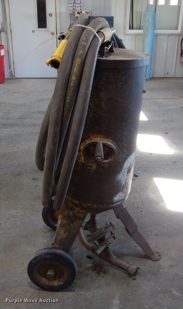 image for item KO9215 (2) Clemco shot blasting machines