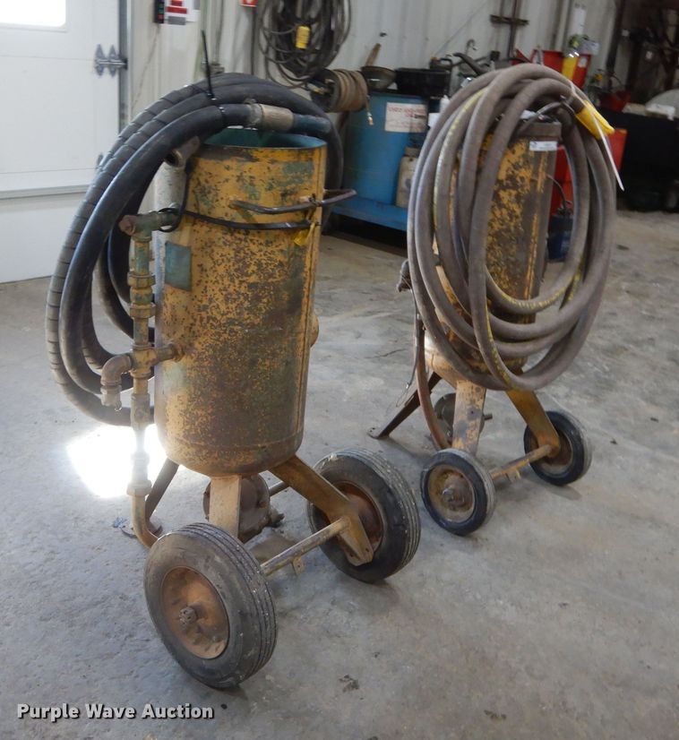 image for item KO9215 (2) Clemco shot blasting machines