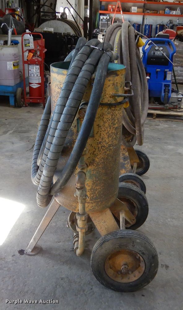 image for item KO9215 (2) Clemco shot blasting machines