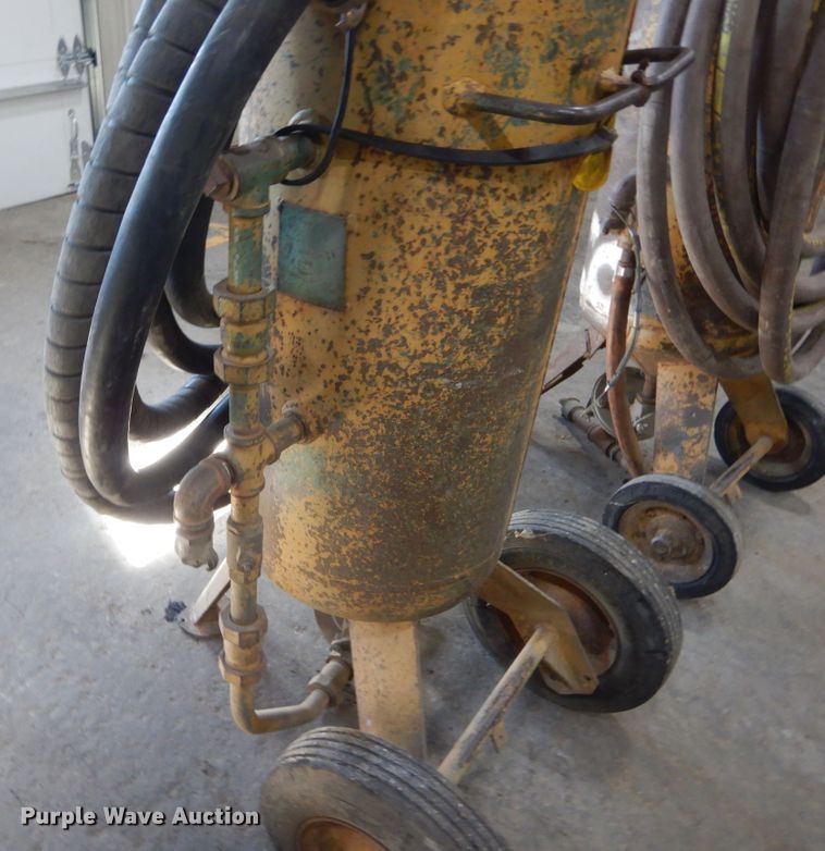 image for item KO9215 (2) Clemco shot blasting machines