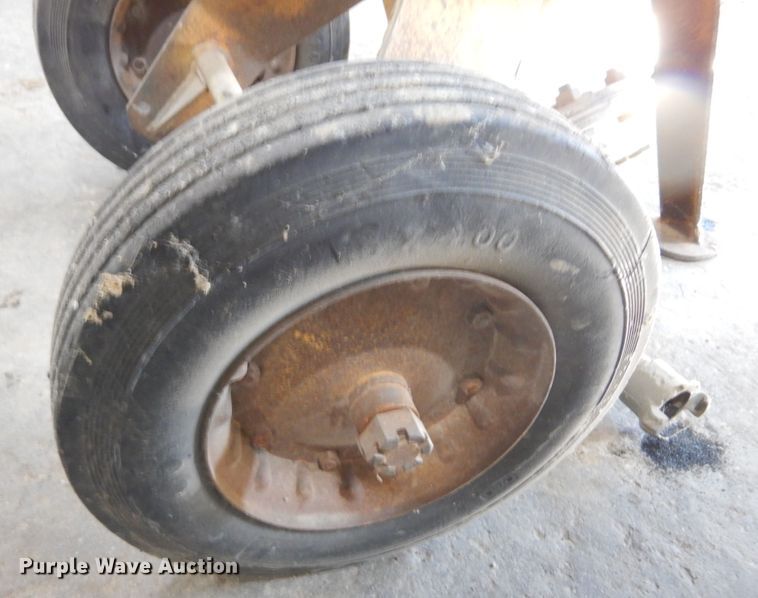 image for item KO9215 (2) Clemco shot blasting machines