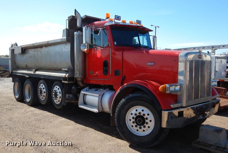 image for item KO9219 2004 Peterbilt 378  dump truck