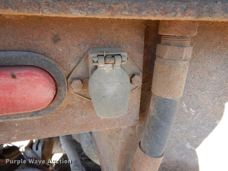 image for item KO9219 2004 Peterbilt 378  dump truck