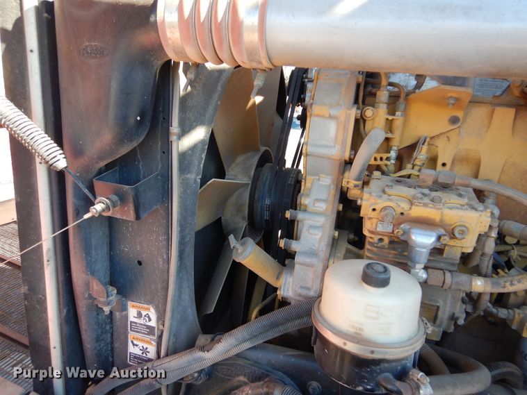 image for item KO9219 2004 Peterbilt 378  dump truck